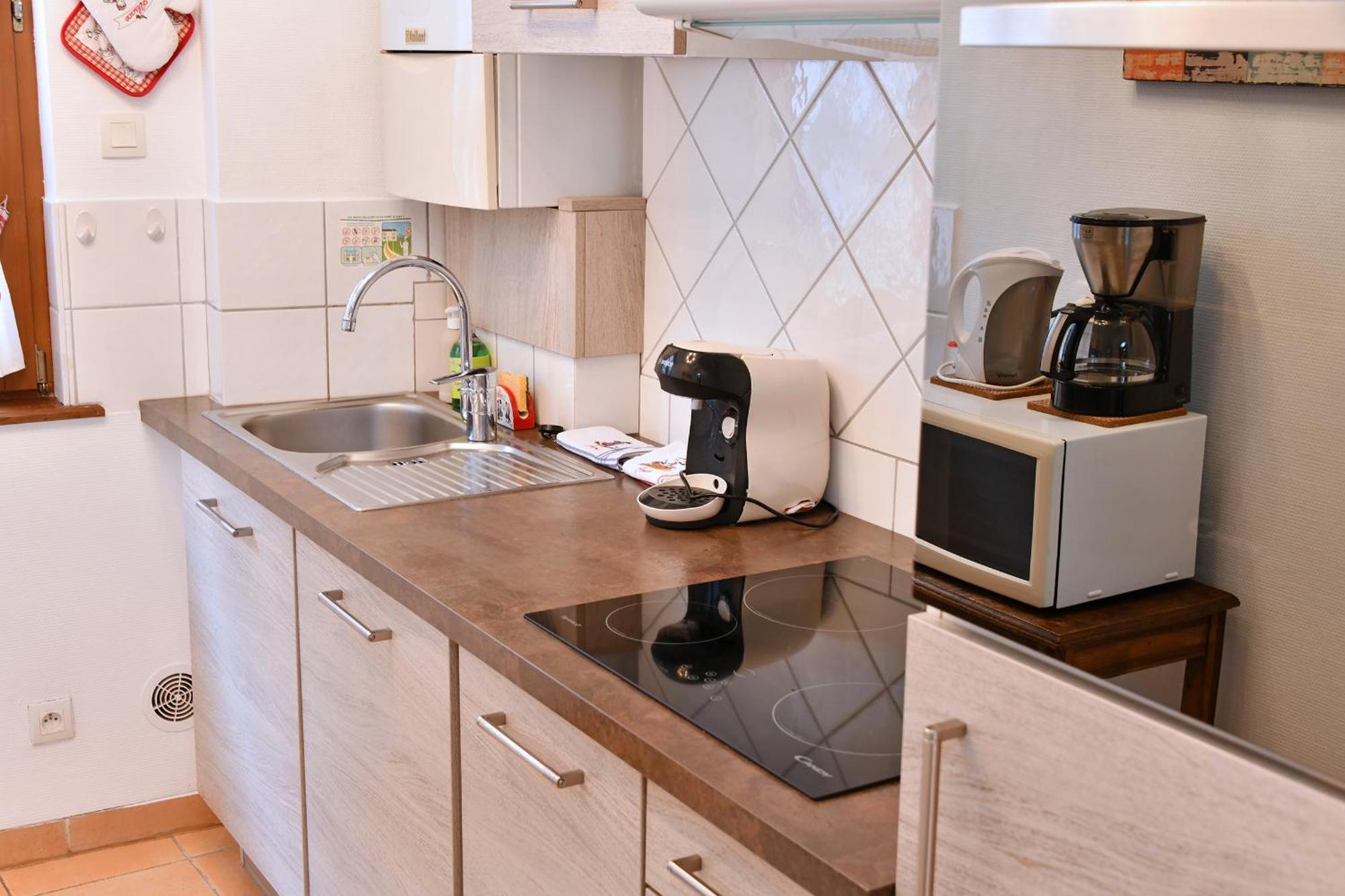 Au Nid D'Hirondelles Apartment รีโบวิลเล ภายนอก รูปภาพ